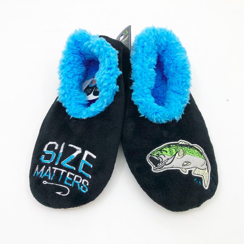 NWT Snoozies Men's Slippers Size Matters Fishing Small 7/8 Black